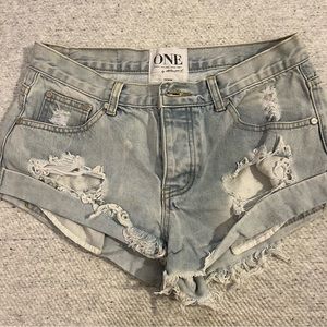 3 for $40 🤑 One Teaspoon Bandit low-waist shorts, size 26